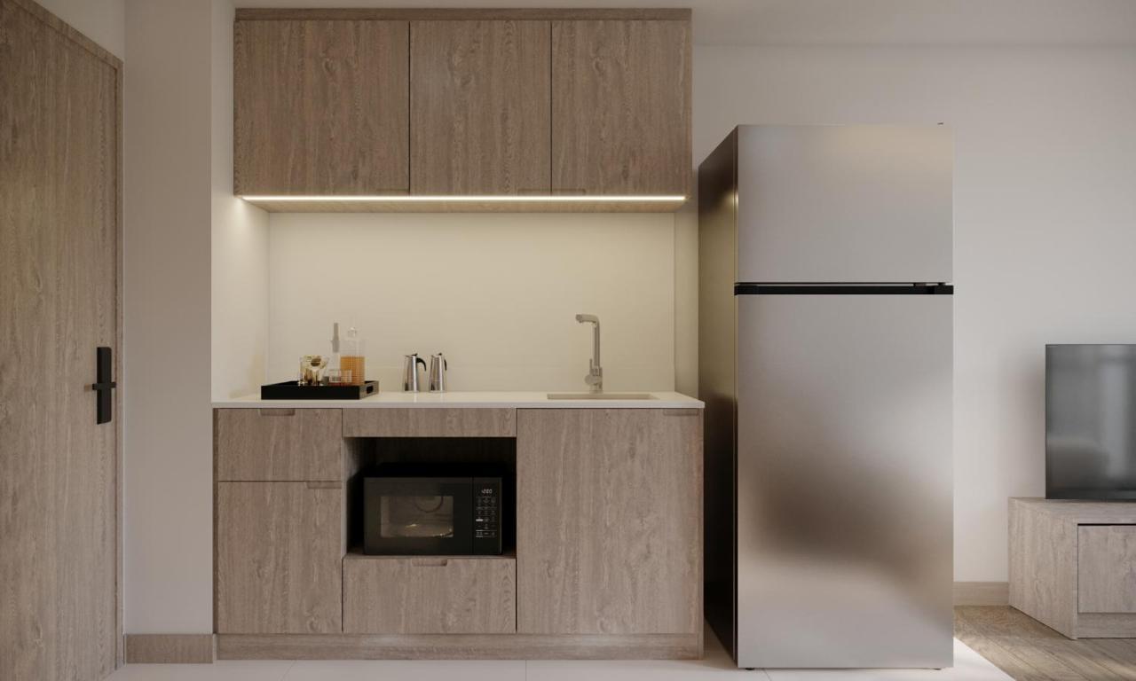 בנגקוק Leon Lasalle Hotel And Residences מראה חיצוני תמונה